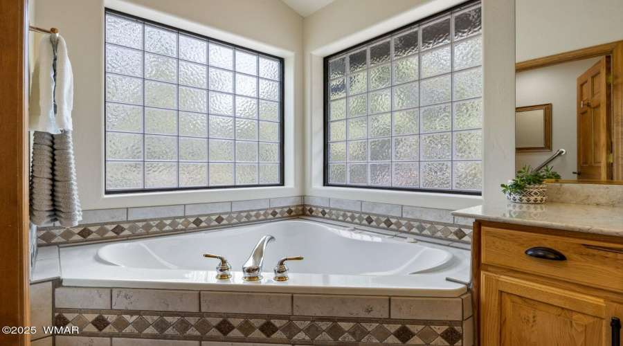 Master Tub