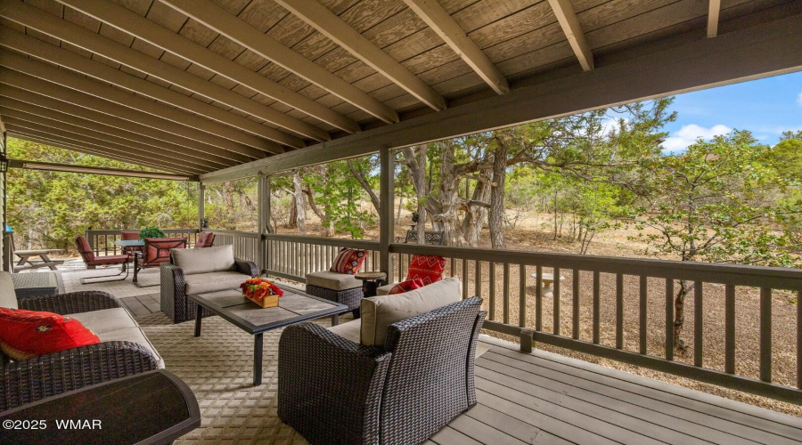 Covered back deck