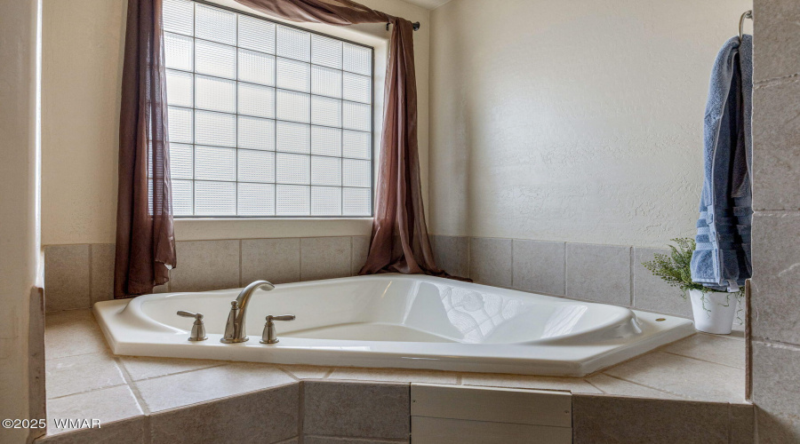 Jetted Tub