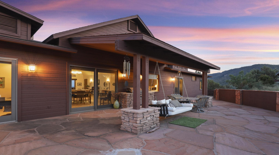 Large back patio with fencing