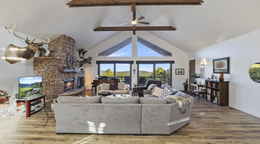 New flooring which enlarges the space