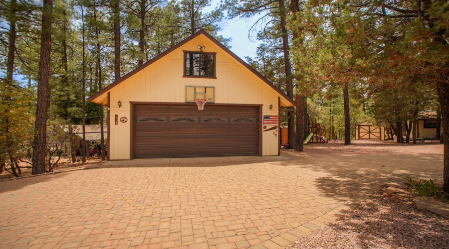 Garage with loft to be built out