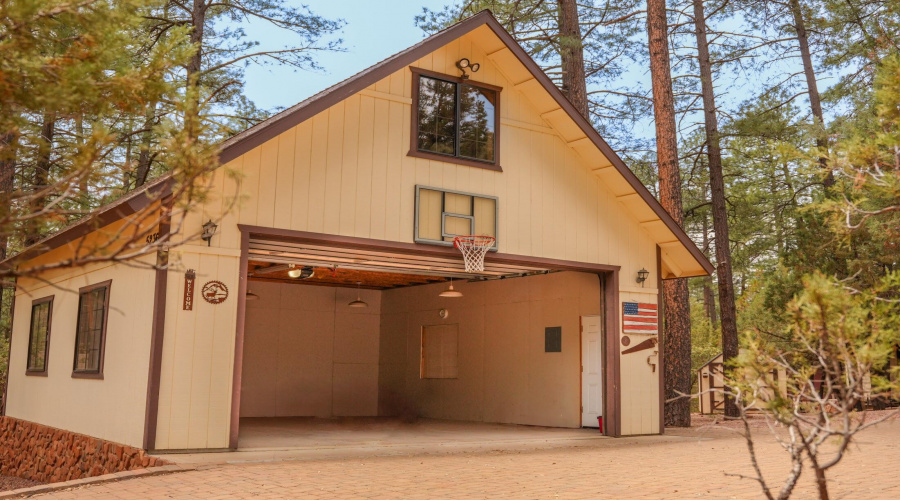 2 Car Garage
