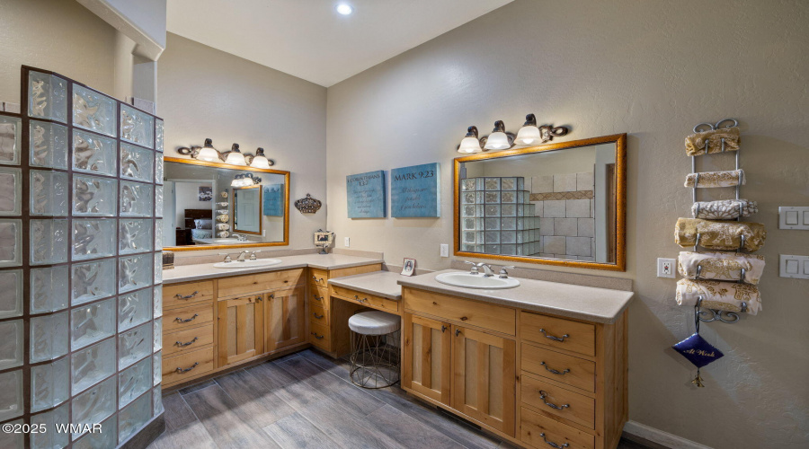 1180SWaterwayLn-ShowLow-AZ-15