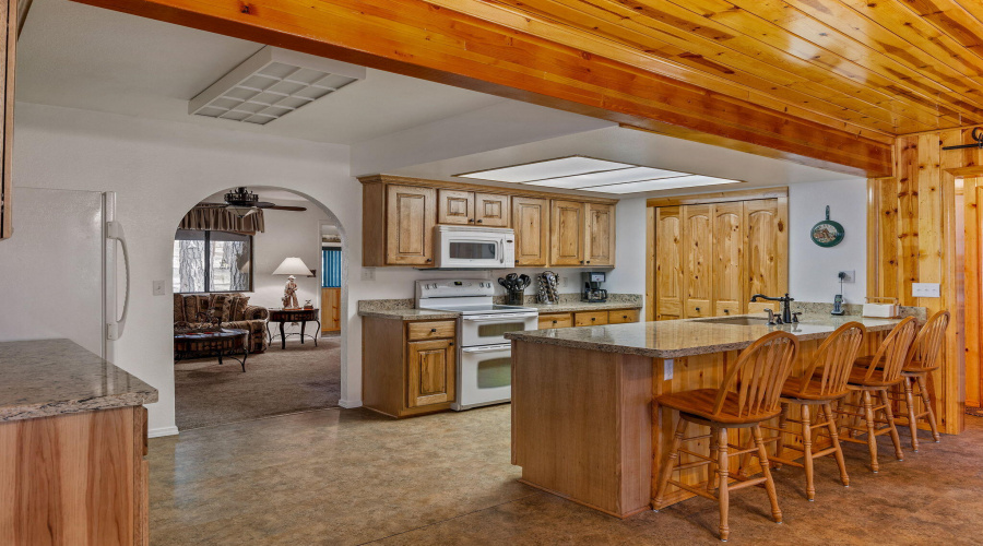 2499CanyonDr-ForestLakes-AZ-11