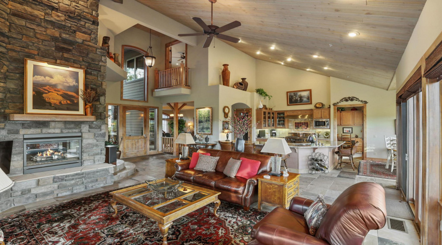 Great Room & Kitchen