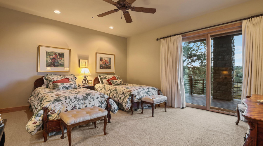 Lower Level Guest Suite