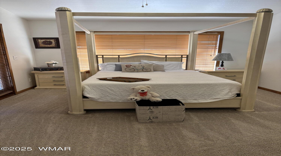 Guest Bed with outside door