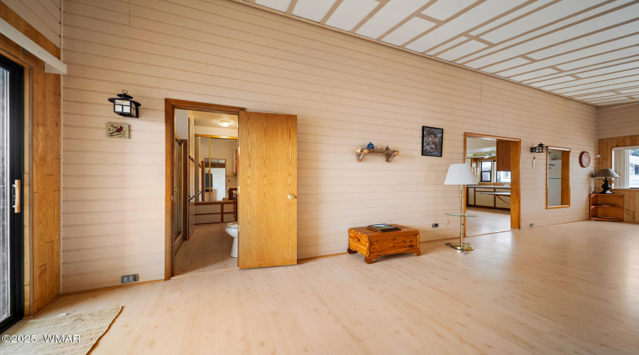 Lot 70 pic 15