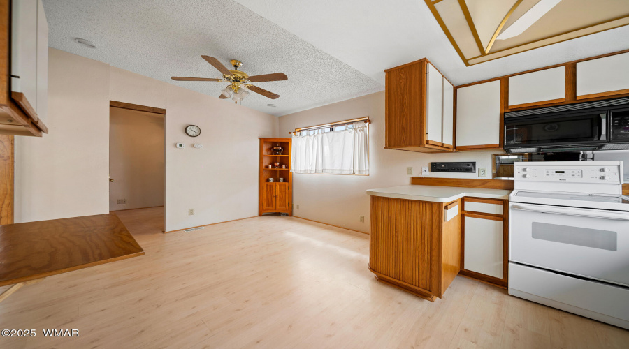Lot 70 pic 25