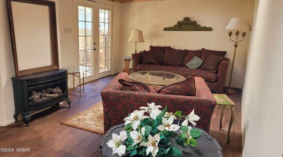 Living room 2