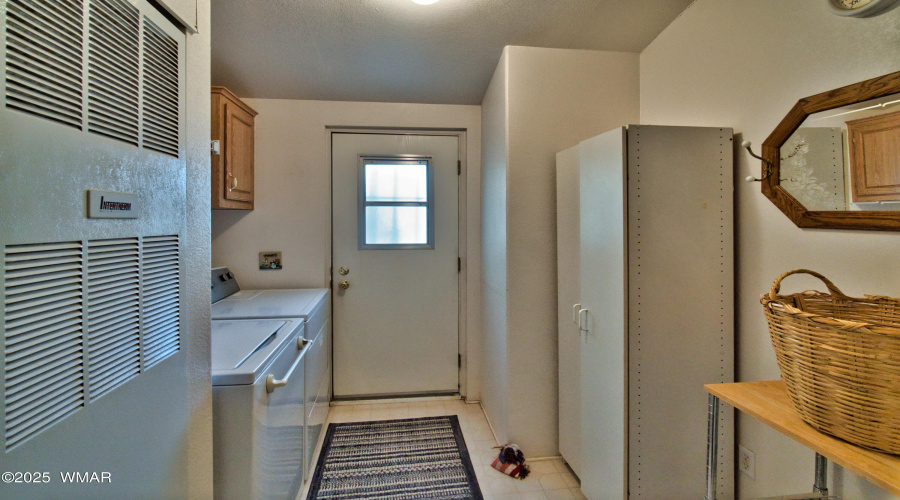 Laundry Rm