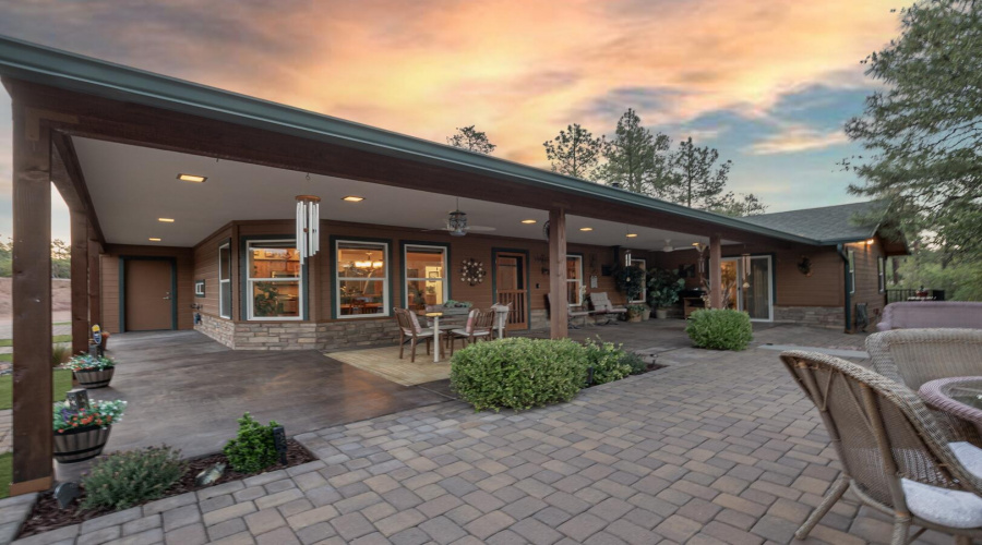 Twilight Covered Patio 1