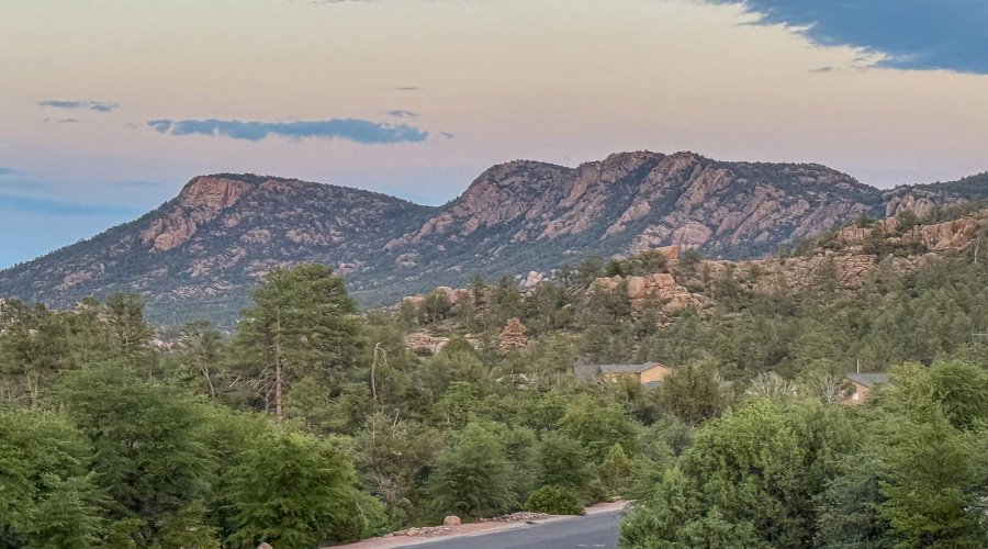 Beautiful Granite Dells Mountain Views
