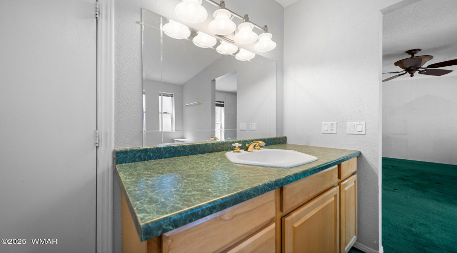 Dual Vanity