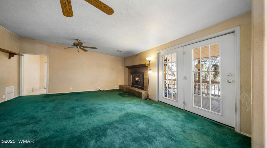 Additional Living Area off Kitchen