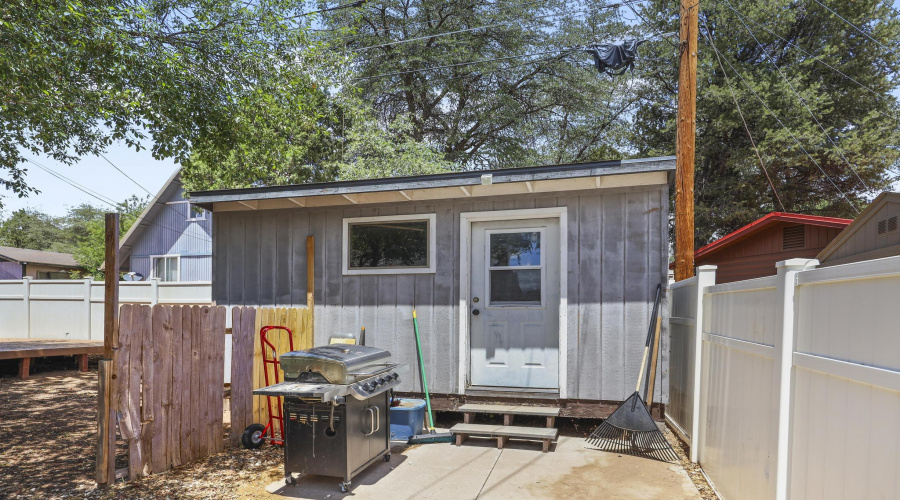 Shed