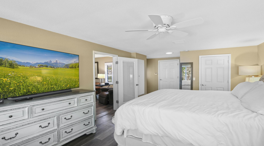 Main Bedroom a