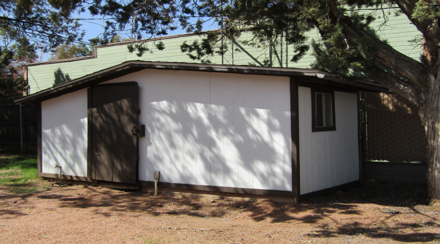 Shed