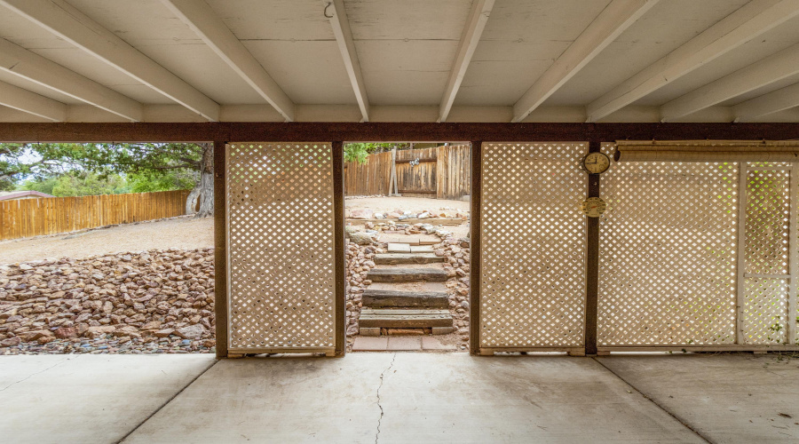 Privacy fencing
