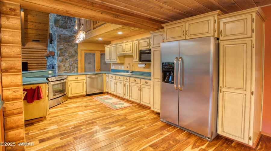 Kitchen 4