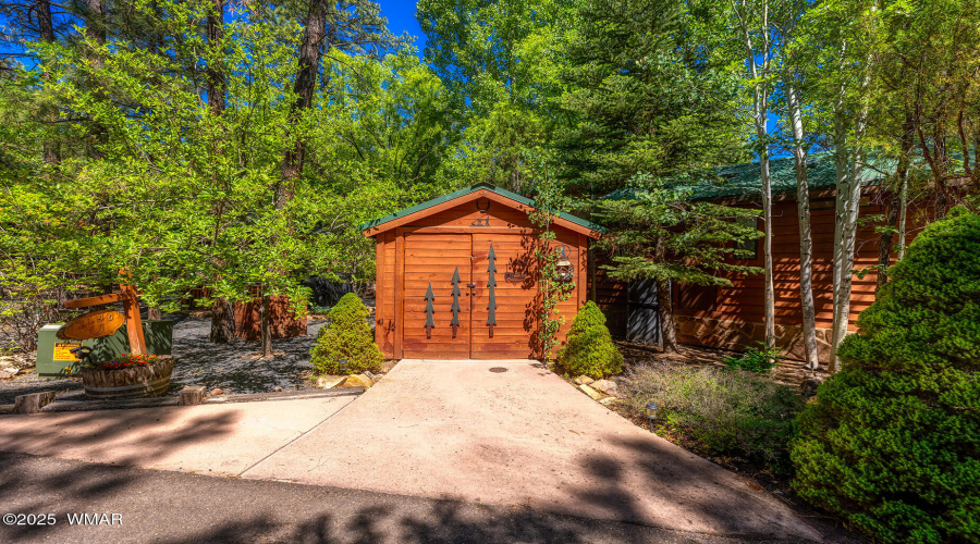 Shed