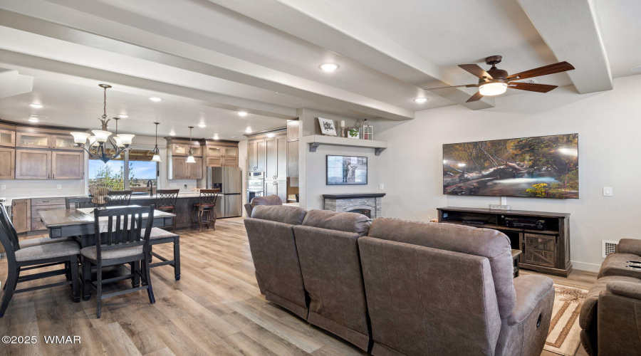 1030MedallionCir-TaylorAZ-5