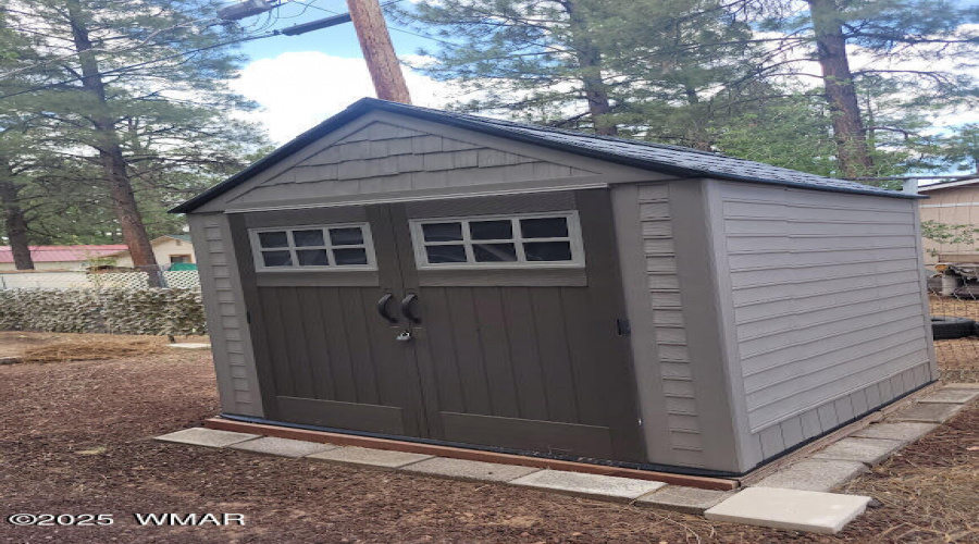 20250609_121617 Shed