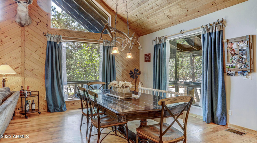 Hidden Pines12