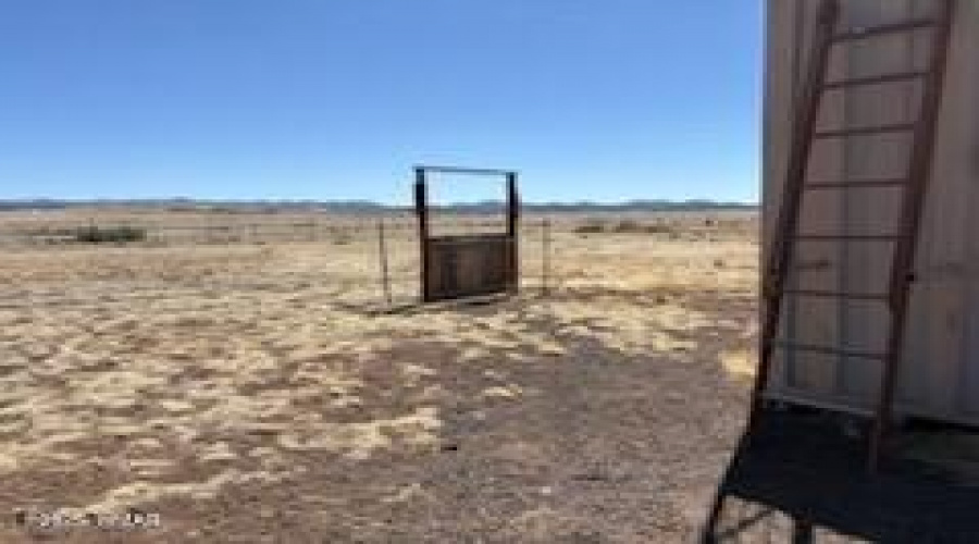 MAN GATE