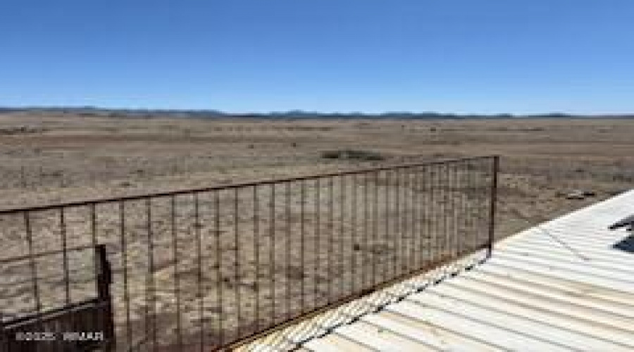 VIEWING DECK