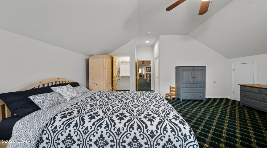 Bedroom4-02201
