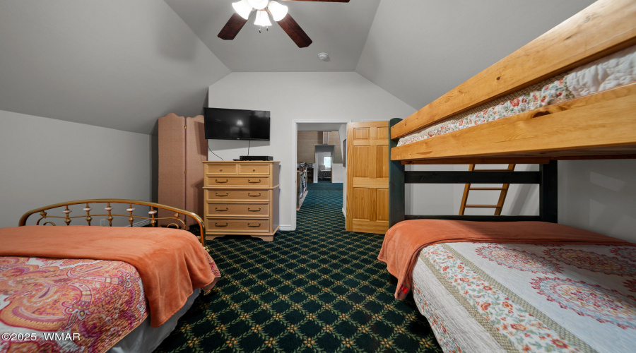 Bedroom5-02219