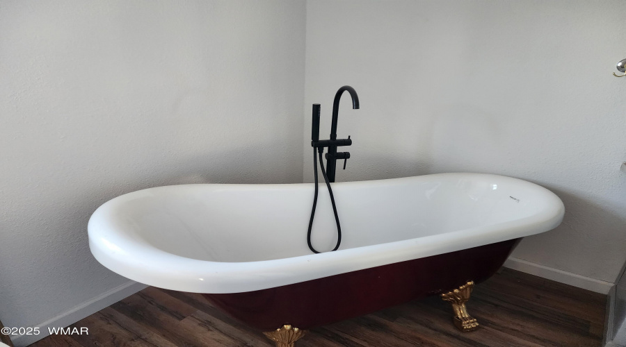 Soaking Tub