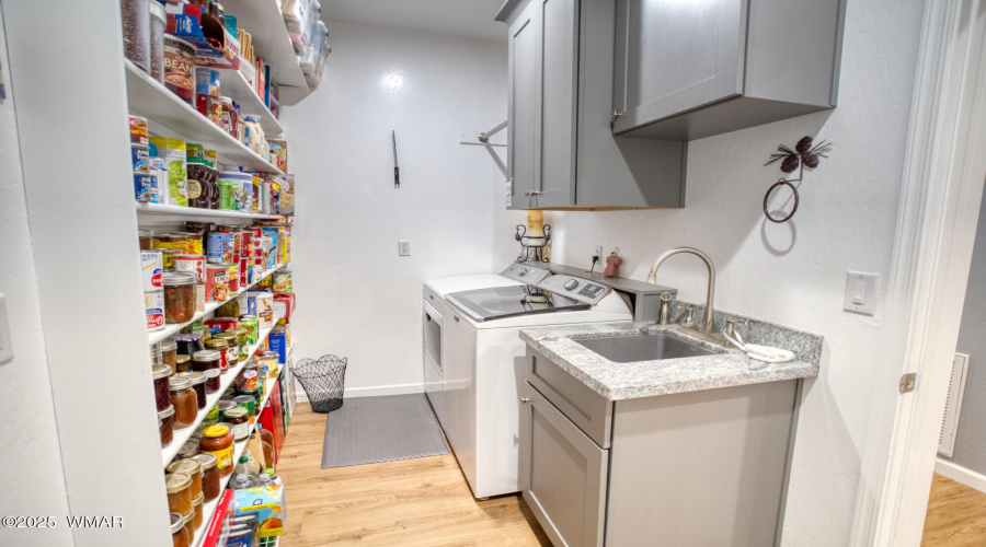 PANTRY 2