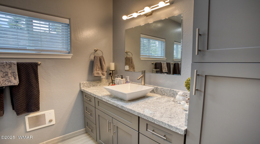 GUEST BATH