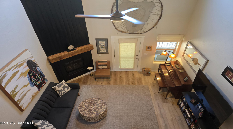15 - Living Room