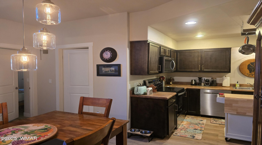 5 - Kitchen