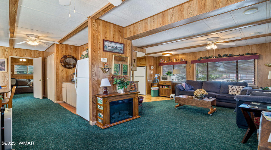 2261HangingTreeLn-Heber-AZ-4