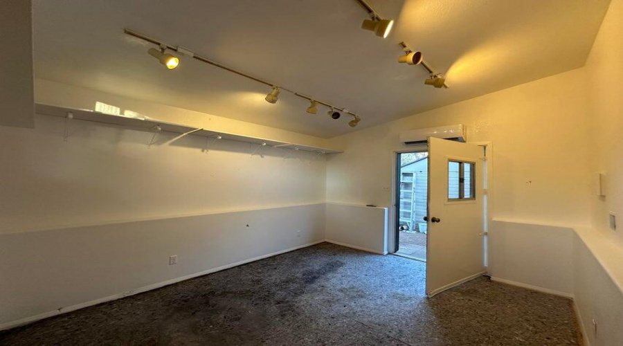 Guest house w mili split