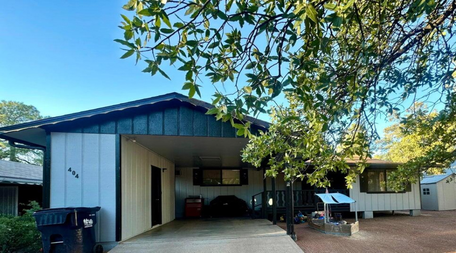 Very close carport