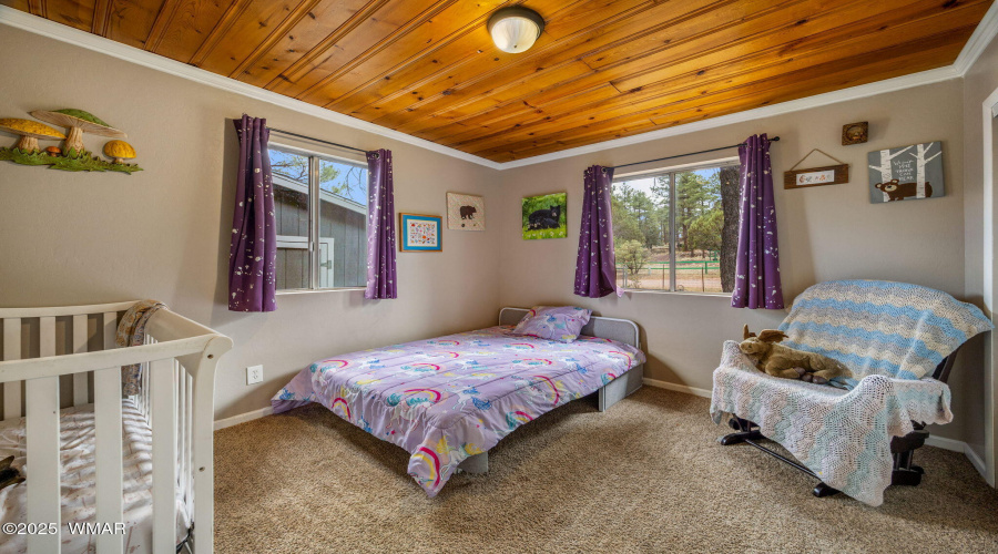 2nd bedroom