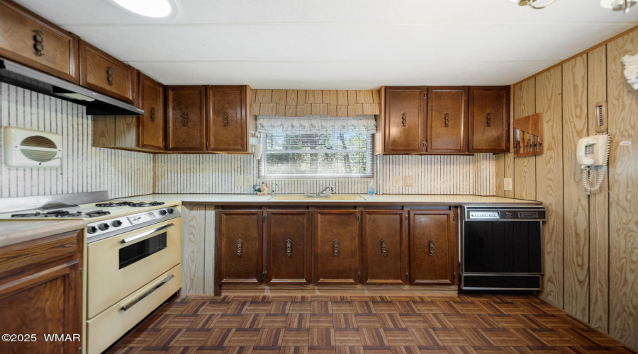S kitchen view