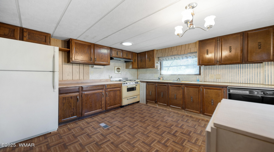 S mobile kitchen area