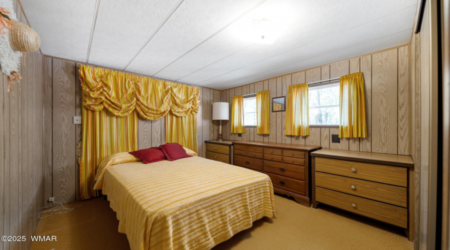 S 2nd bedroom in mobile