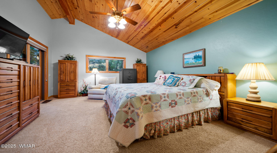 F master bedroom