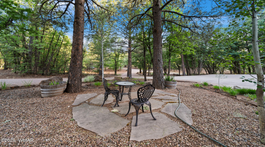 F front seating area