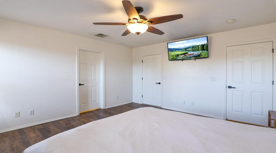 Master Bedroom c