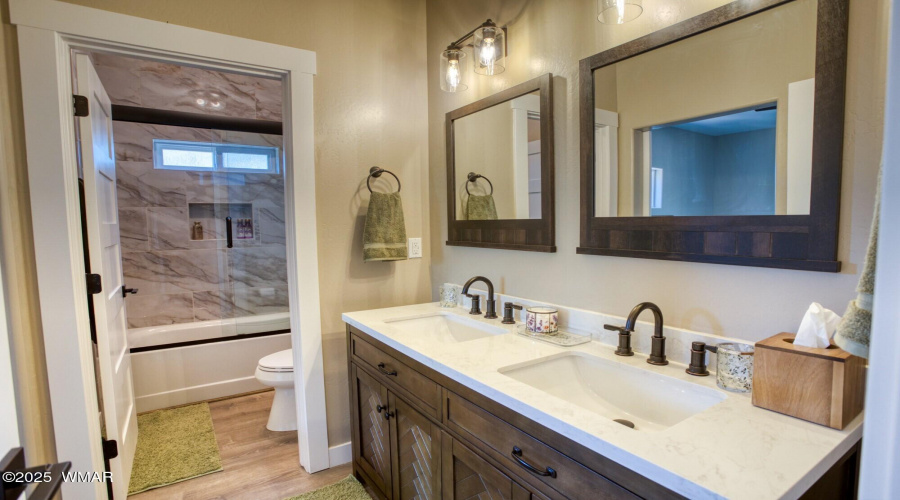 027_Third Bathroom