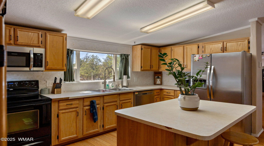 6950JacksHighRd-ShowLow-AZ-13